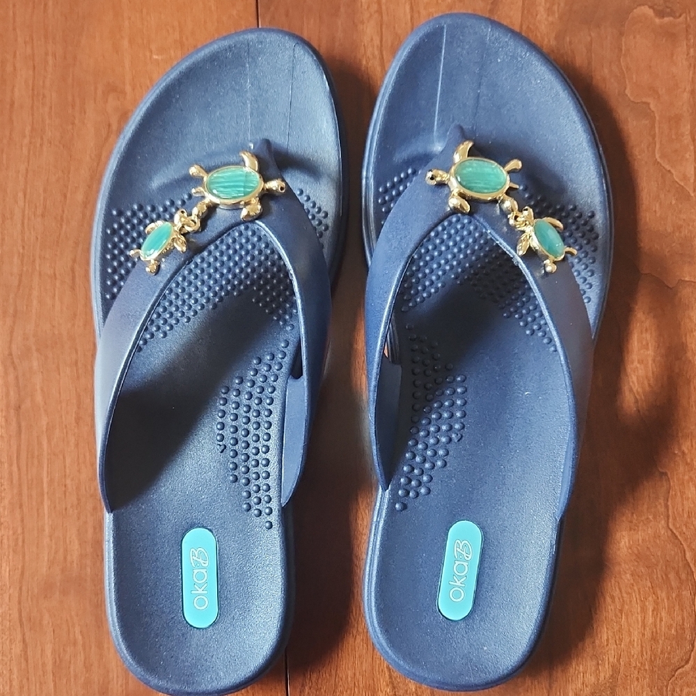 Oka-B Lizzie Flip Flops Navy with Sea Turtle Charms
